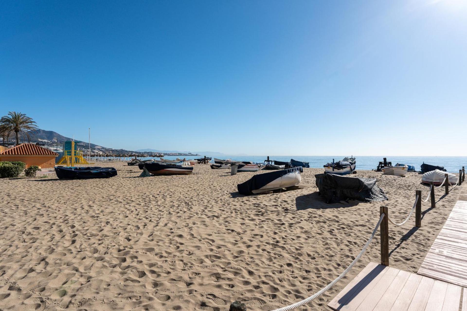 Malagasuite Fuengirola Beach & Sun Eksteriør billede